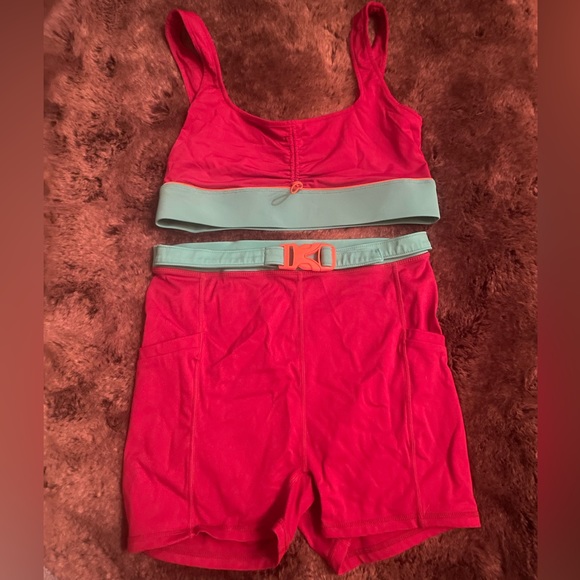 Fabletics set - Picture 1 of 4